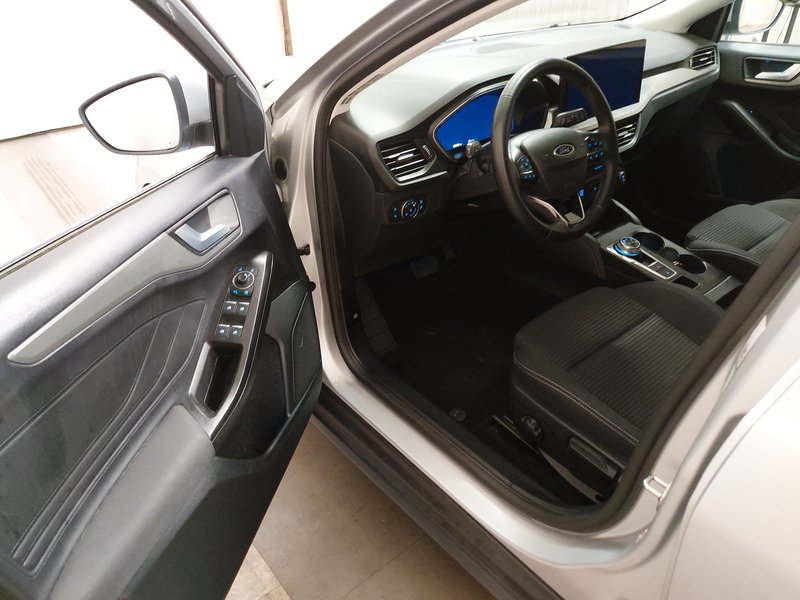 Ford Focus Turnier 1.5 EcoBlue automatik Titanium X • Kuka za vuču (AHK) — 5