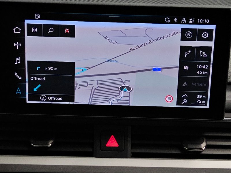 Audi A4 Avant 35 TDI automatik • LED • digitalni instrumenti — 7