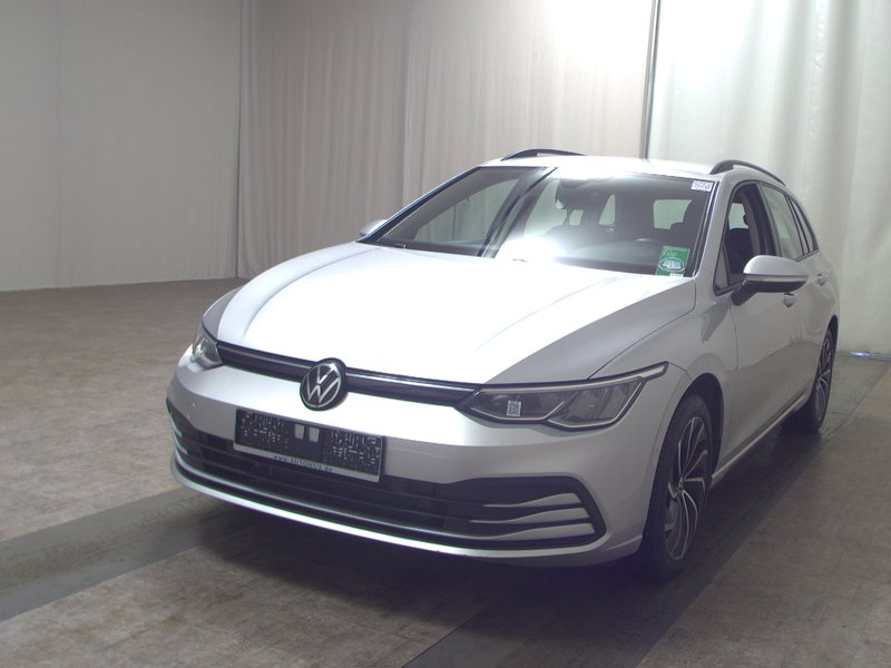 Volkswagen Golf 8 Variant 2.0 TDI automatik Life • ACC • Full LED — 2