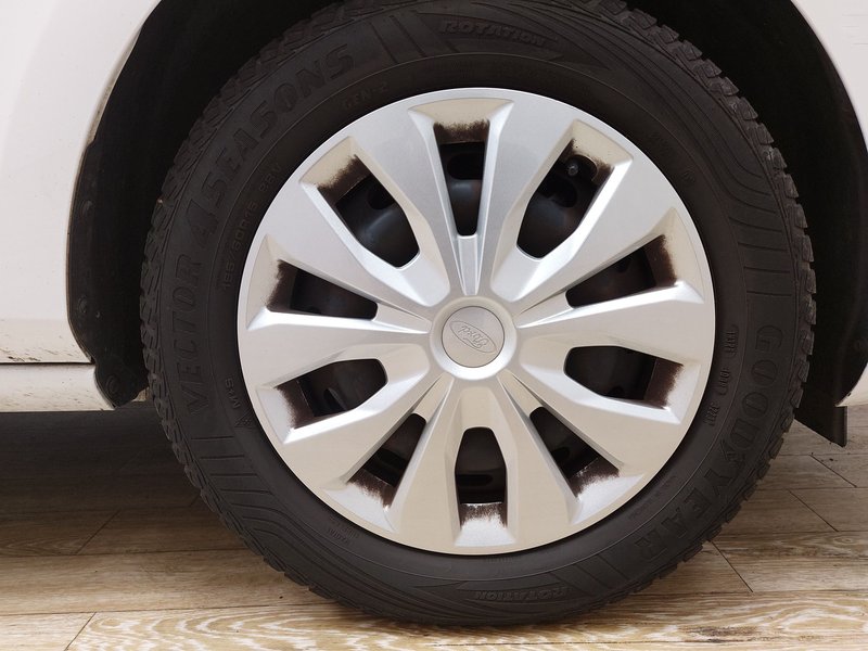 Ford Fiesta 1.0 Cool&Connect • LED — 8