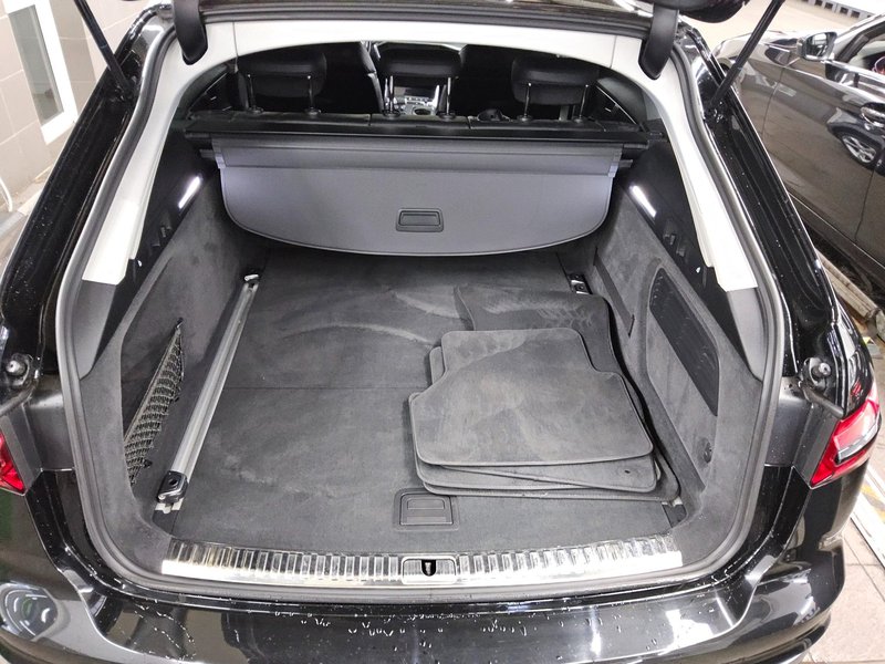 Audi A6 Allroad 45 TDI quattro automatik • ACC • HUD — 12