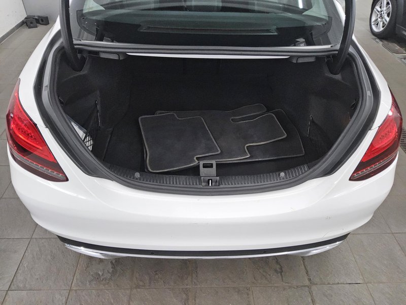 Mercedes-Benz C 180 d Avantgarde • Full LED — 11