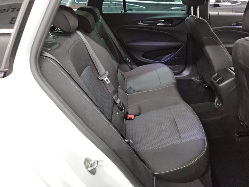 Opel Insignia ST 1.5 D Business Edition automatik • LED • navigacija — 13