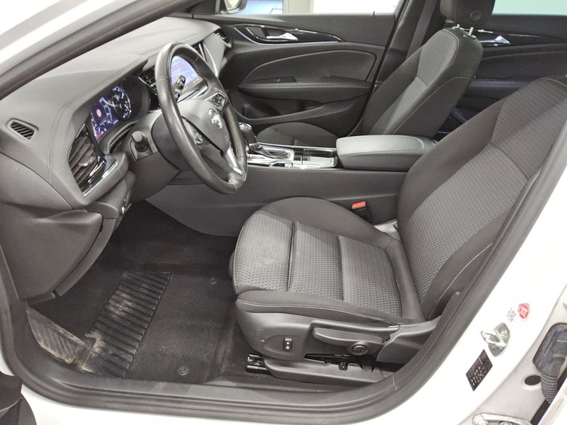 Opel Insignia ST 1.5 D Business Edition automatik • LED • navigacija — 8