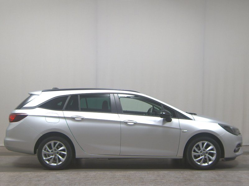 Opel Astra ST 1.2 Turbo Edition • Full LED