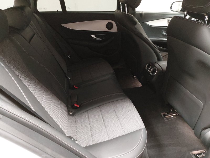 Mercedes-Benz E 220 d karavan automatik Avantgarde • ACC • LED — 18