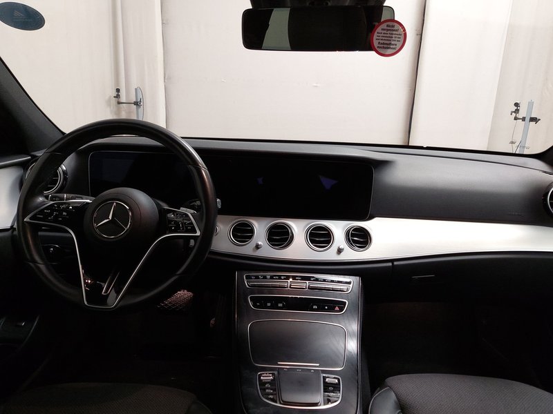Mercedes-Benz E 220 d karavan automatik Avantgarde • ACC • LED — 19