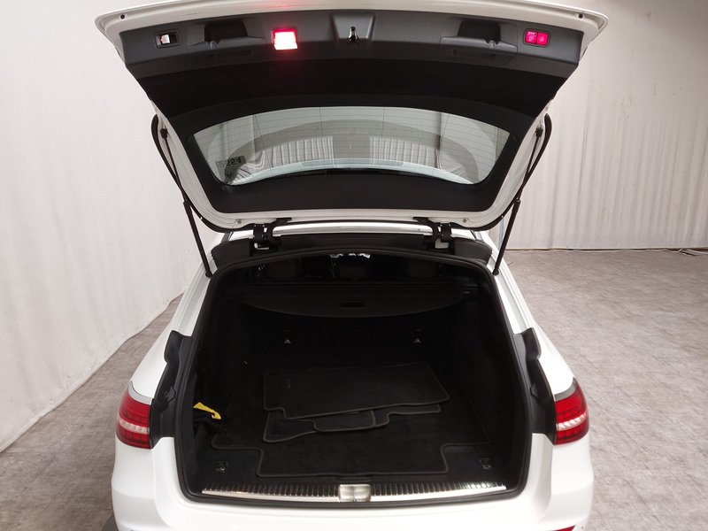 Mercedes-Benz E 220 d karavan automatik Avantgarde • ACC • LED — 21