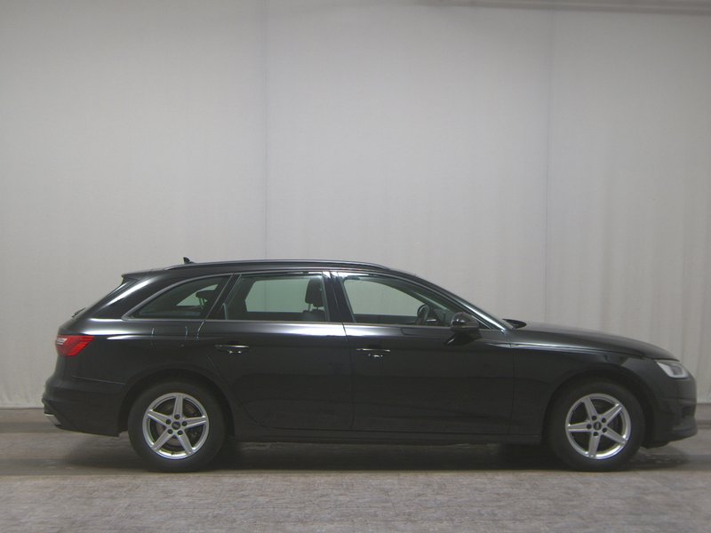 Audi A4 Avant 2.0 TDI automatik • LED • senzori za parkiranje straga