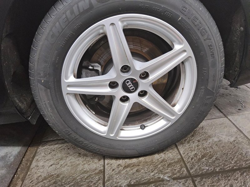 Audi A4 Avant 2.0 TDI automatik • LED • senzori za parkiranje straga — 10