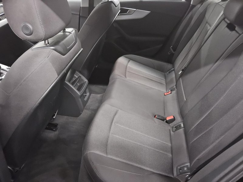 Audi A4 Avant 2.0 TDI automatik • LED • senzori za parkiranje straga — 13