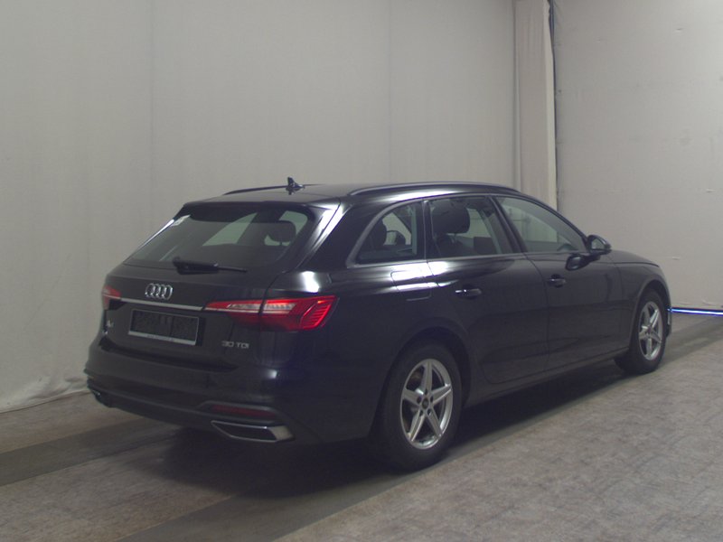 Audi A4 Avant 2.0 TDI automatik • LED • senzori za parkiranje straga — 4
