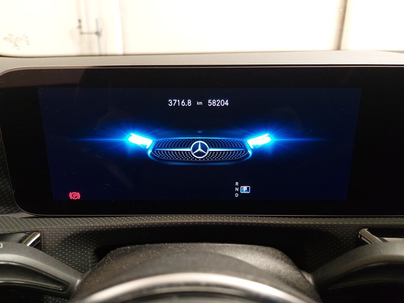 Mercedes-Benz CLA 200 d Shooting Brake automatik Progressive • Full LED — 20