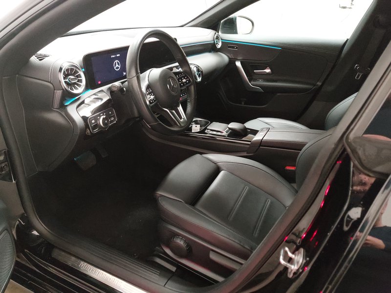 Mercedes-Benz CLA 200 d Shooting Brake automatik Progressive • Full LED — 6
