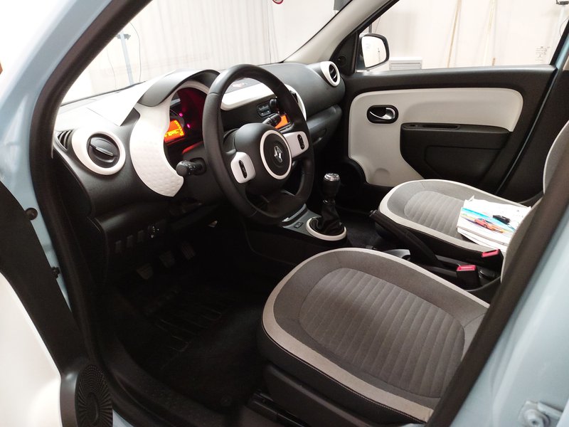 Renault Twingo Limited — 6