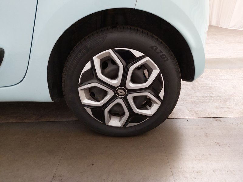 Renault Twingo Limited — 8