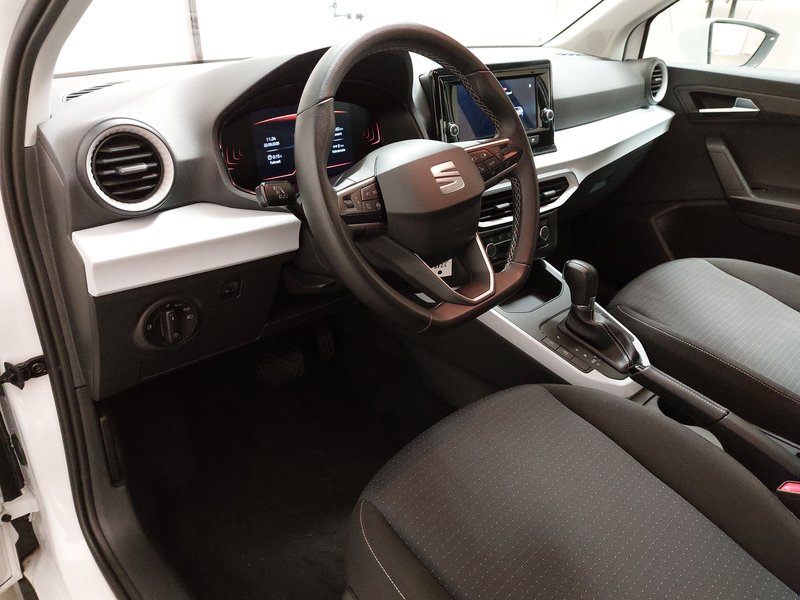 SEAT Arona 1.0 TSI automatik Style • Full LED • digitalni instrumenti — 6
