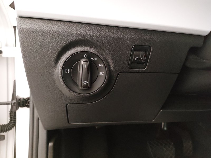 SEAT Arona 1.0 TSI automatik Style • Full LED • digitalni instrumenti — 7