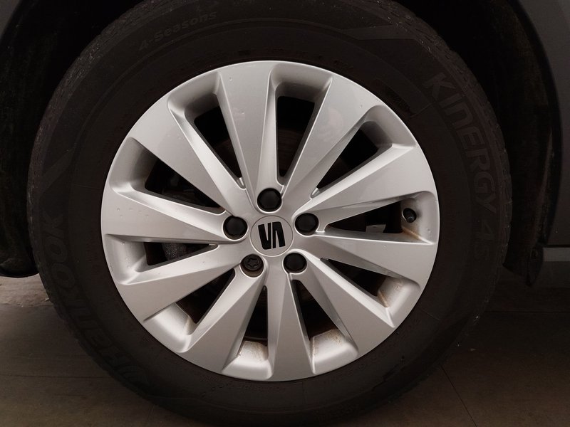 SEAT Arona 1.0 TSI automatik Style • Full LED • digitalni instrumenti — 8