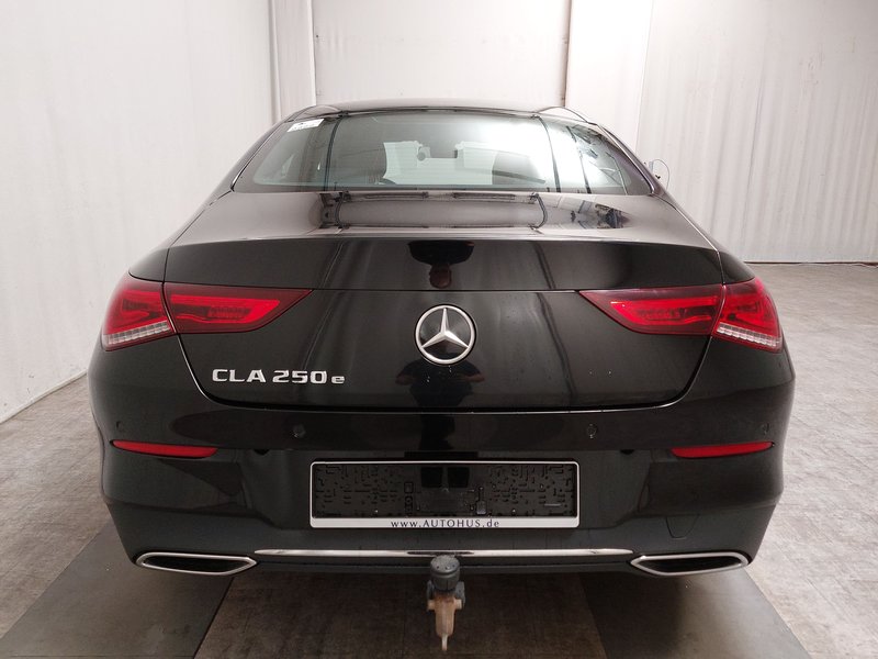 Mercedes-Benz CLA 250 e Coupé automatik Progressive • Full LED • AHK — 16