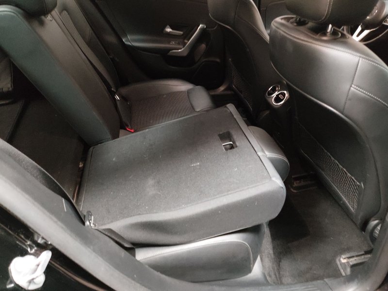 Mercedes-Benz CLA 250 e Coupé automatik Progressive • Full LED • AHK — 23