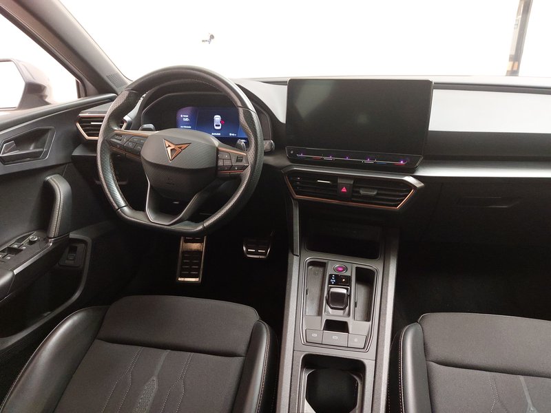 Cupra Leon Sportstourer 2.0 TSI automatik • ACC • LED — 18