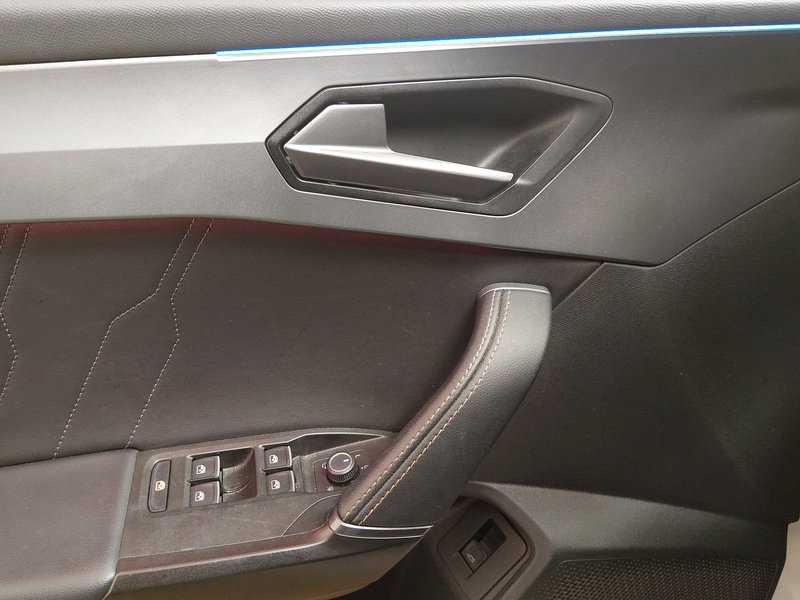 Cupra Leon Sportstourer 2.0 TSI automatik • ACC • LED — 5