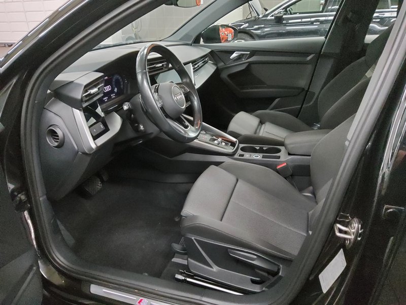 Audi A3 Sportback 30 TFSI S line automatik • digitalni instrumenti • LED — 8