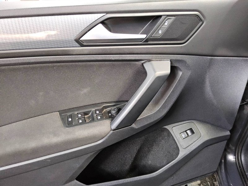 Volkswagen Tiguan 1.4 TSI eHybrid Life automatik • ACC • navigacija — 10