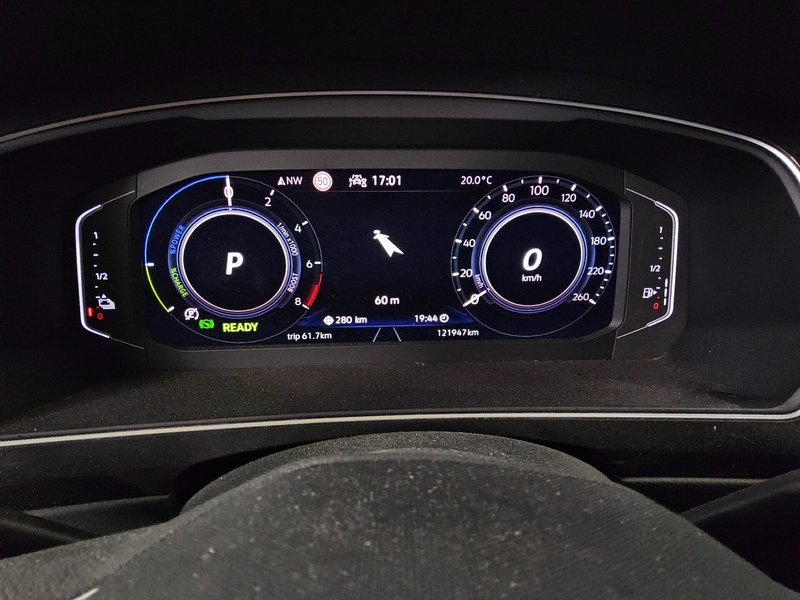 Volkswagen Tiguan 1.4 TSI eHybrid Life automatik • ACC • navigacija — 8