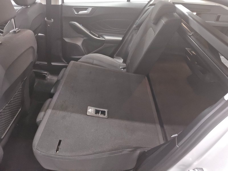 Ford Focus Turnier 1.0 EcoBoost Titanium • LED • navigacija — 12