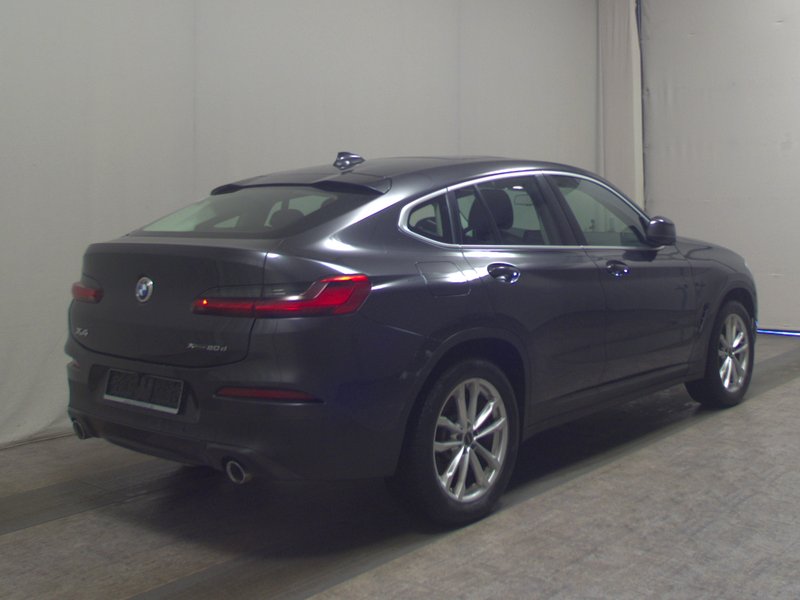 BMW X4 xDrive20d automatik Advantage • panorama • HUD — 4