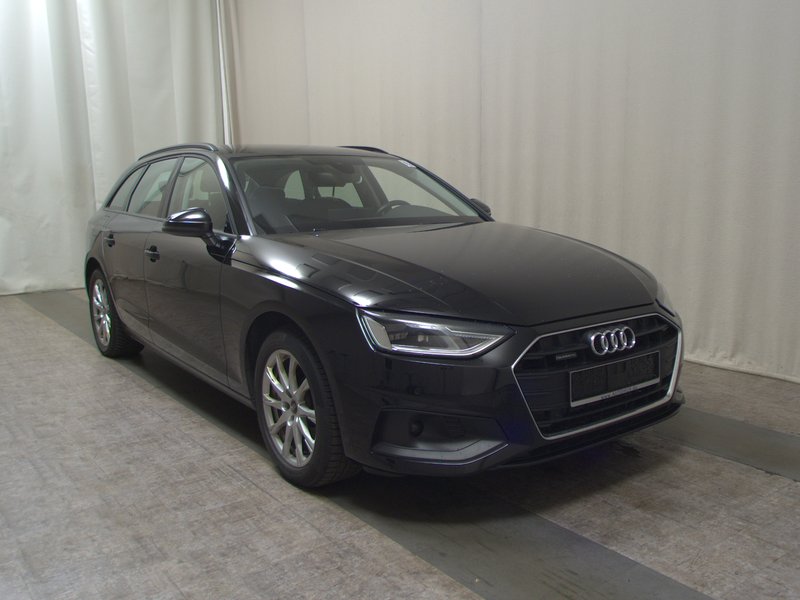 Audi A4 Avant 40 TDI quattro • 4x4 • LED — 3
