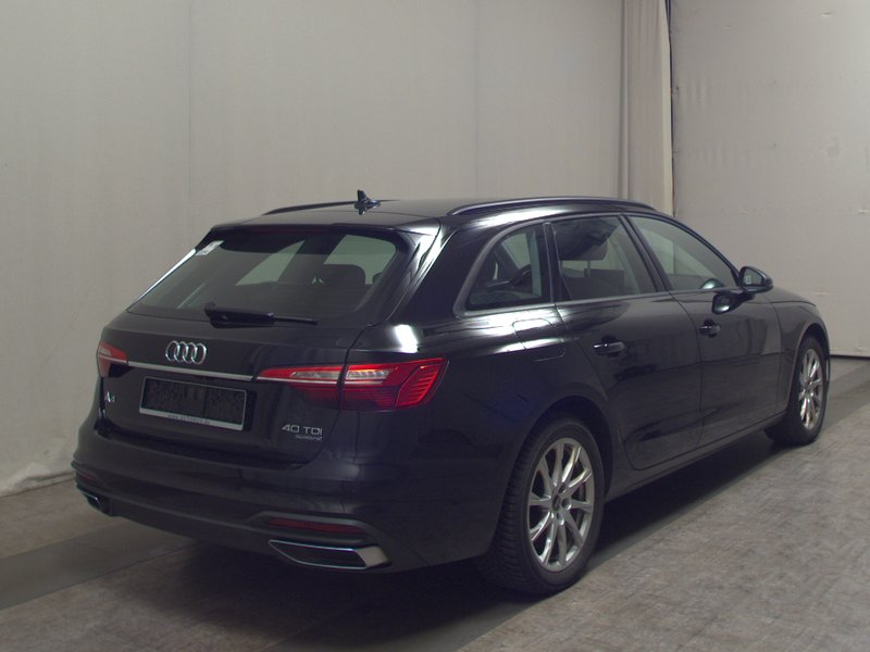 Audi A4 Avant 40 TDI quattro • 4x4 • LED — 4