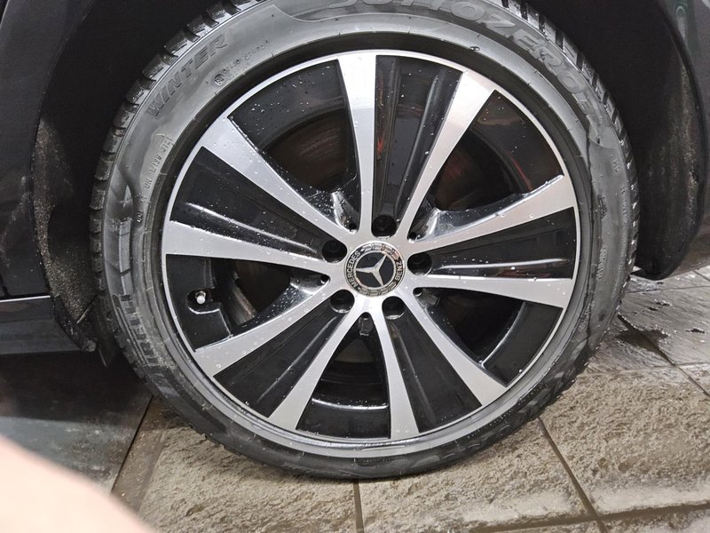 Mercedes-Benz E 300 de karavan automatik Avantgarde • ACC • LED — 11