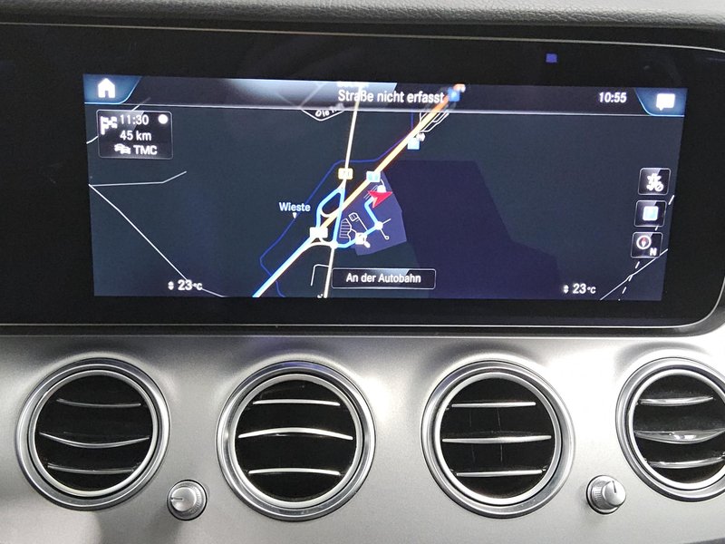 Mercedes-Benz E 300 de karavan automatik Avantgarde • ACC • LED — 7