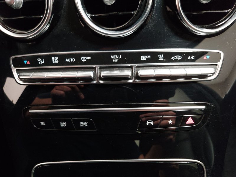 Mercedes-Benz GLC 300 e 4MATIC automatik • ACC • AHK — 21