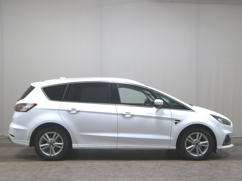 Ford S-Max 2.0 EcoBlue automatik Titanium • ACC • LED