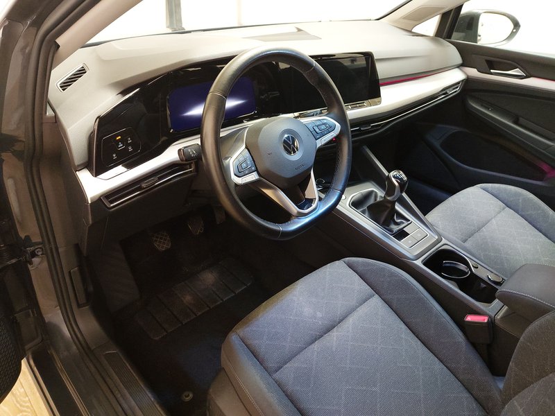 Volkswagen Golf Variant 1.0 TSI Life • ACC • Full LED — 6
