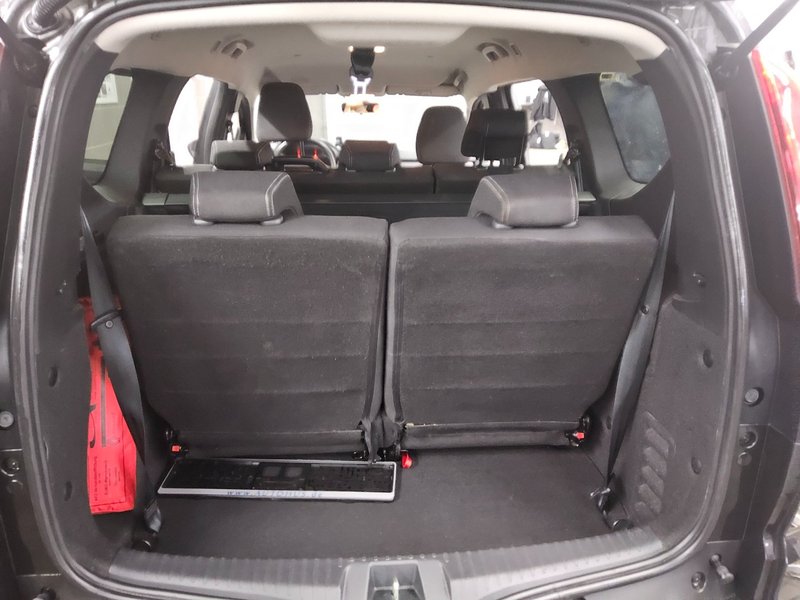 Dacia Jogger 1.0 TCe • Full LED — 11