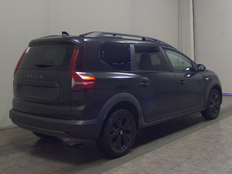 Dacia Jogger 1.0 TCe • Full LED — 4
