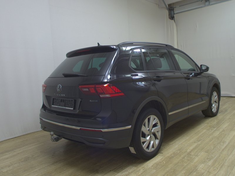 Volkswagen Tiguan 2.0 TDI 4MOTION Life automatik • ACC • LED — 4