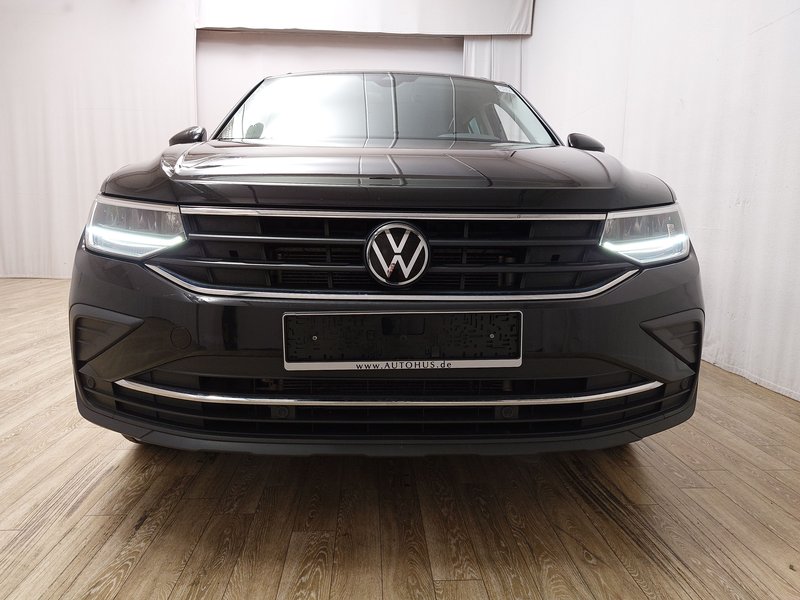 Volkswagen Tiguan 2.0 TDI 4MOTION Life automatik • ACC • LED — 9