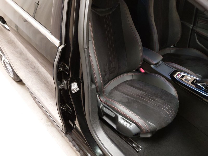 Peugeot 308 1.5 BlueHDi automatik GT Pack • Sjedala s masažom • AHK — 10
