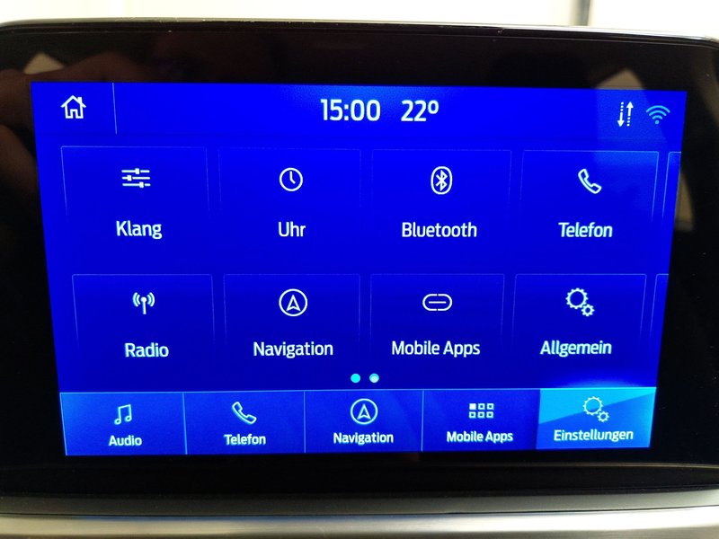 Ford Focus Turnier 1.5 EcoBlue automatik Titanium • bežično punjenje • LED — 20