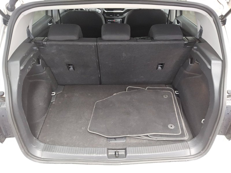 Volkswagen T-Cross 1.0 TSI Life • ACC • Full LED — 12