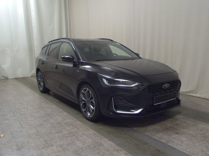 Ford Focus Turnier 1.5 EcoBlue automatik ST-Line Vignale • HUD • ACC — 3