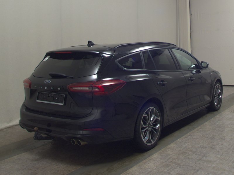 Ford Focus Turnier 1.5 EcoBlue automatik ST-Line Vignale • HUD • ACC — 4