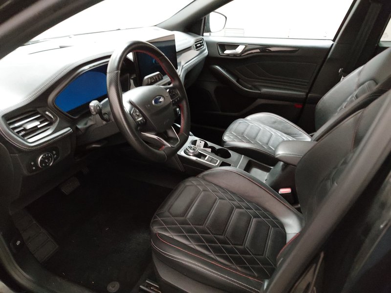 Ford Focus Turnier 1.5 EcoBlue automatik ST-Line Vignale • HUD • ACC — 6