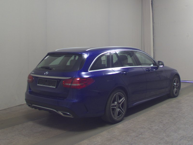 Mercedes-Benz C 300 d karavan automatik AMG Line • Full LED • el. peta vrata — 4